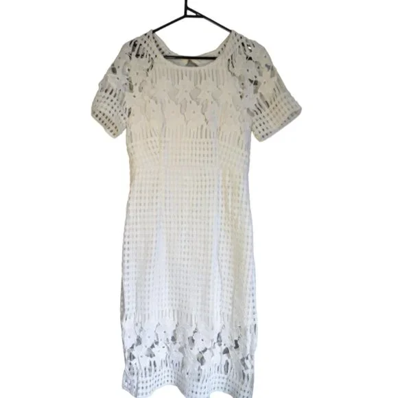 LACE & HEELS BOUTIQUE - lace/crochet style dress - size 10 - Picture 2 of 12